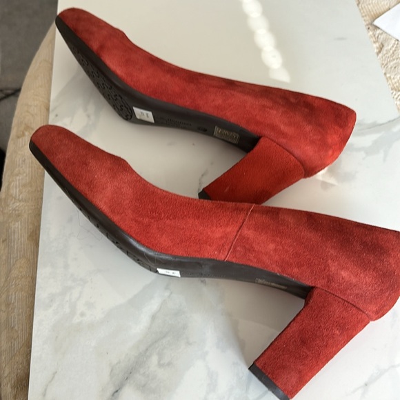 L.K. Bennett Sersha heels Sz 39 Suede - Picture 5 of 6